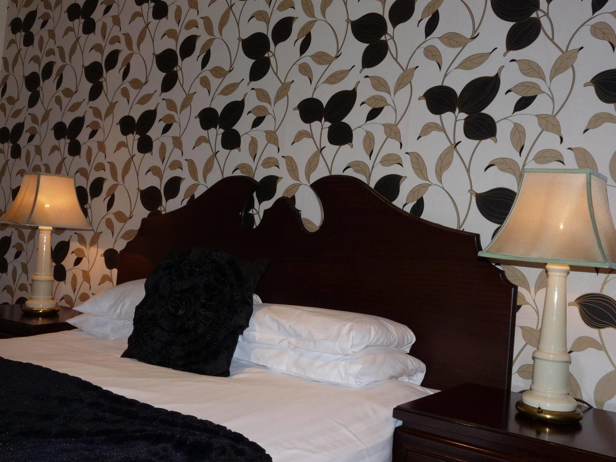 The Park Hotel Dunoon Exterior photo